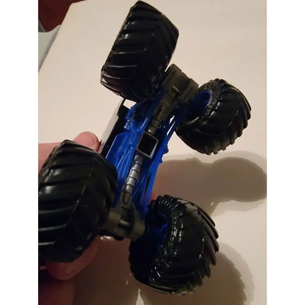 Hot‎ Wheels Monster Jam 1/64 RARE Son Uva Digger Truck Diecast Toy Car